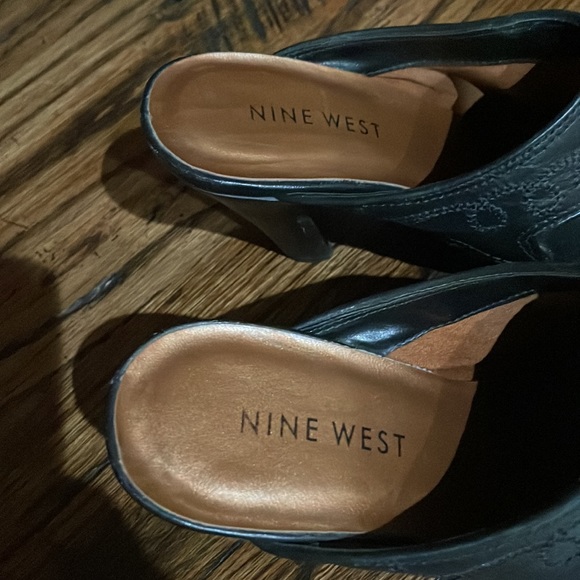 Nine West slip on heeled mule - Picture 5 of 6